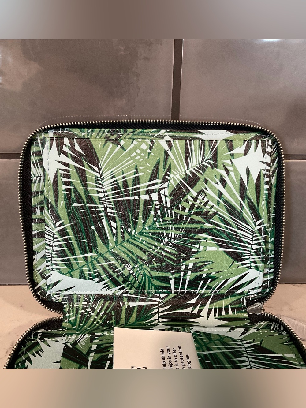 MZ Wallace Dawn Tropical Palm Passport Organizer Holder Wallet - Picture 6 of 11